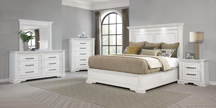 (image for) McKinney 5-piece Eastern King Bedroom Set Vintage White