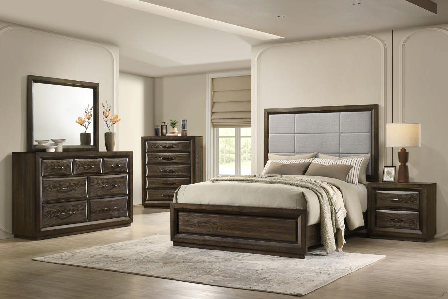 (image for) Atlas 5-piece Eastern King Bedroom Set Dark Oak