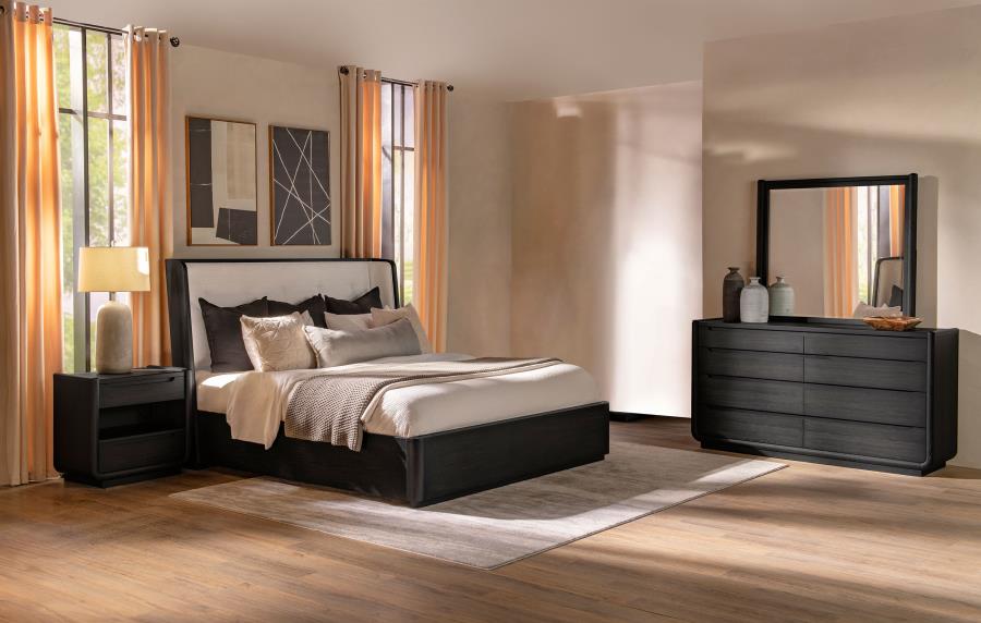(image for) Leandro 4-piece Eastern King Bedroom Set Burnished Black